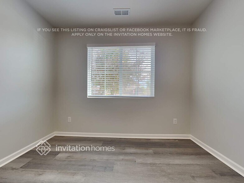 Building Photo - 6933 Breeze Dr SE