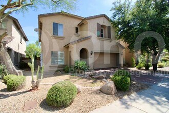 Building Photo - 2035 W Monte Cristo Ave