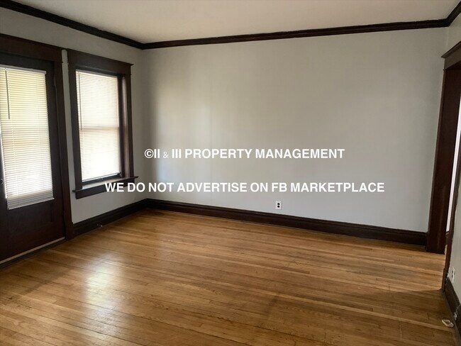 Building Photo - 3700 Wyandotte St