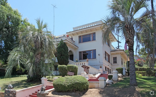 Primary Photo - The Dodgson House