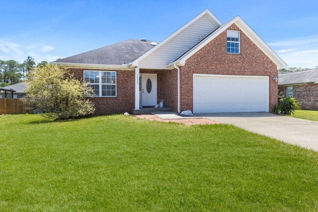 Building Photo - 14797 Nassau Dr