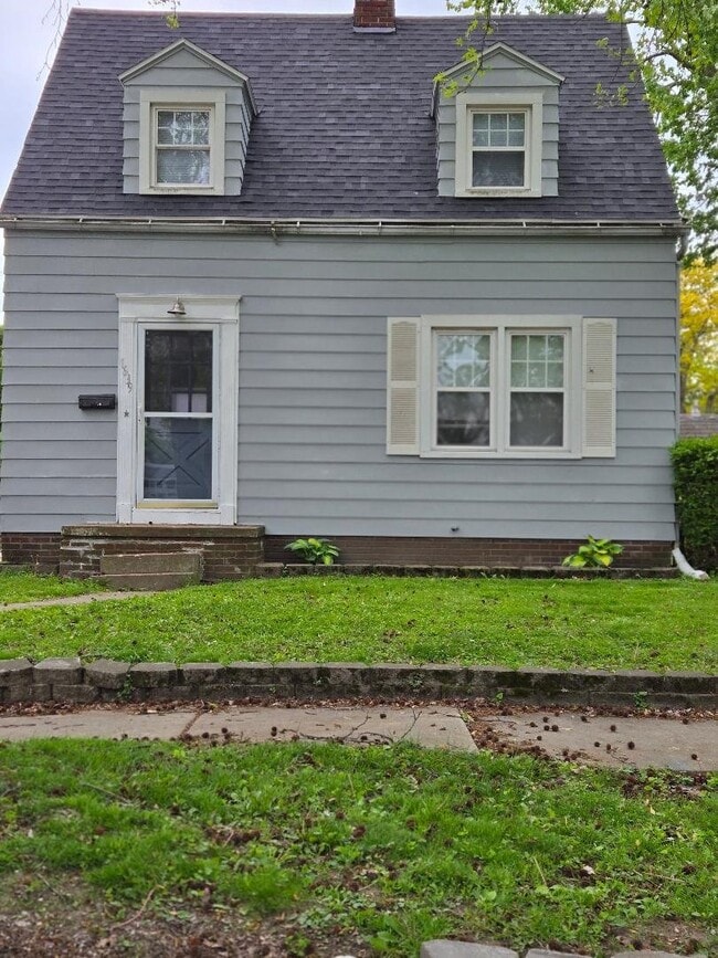 Building Photo - 1639 Hagley Rd