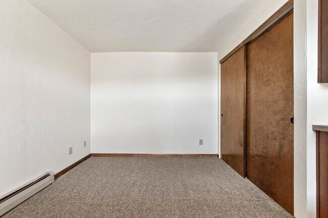 Building Photo - 2344 Canter Ln