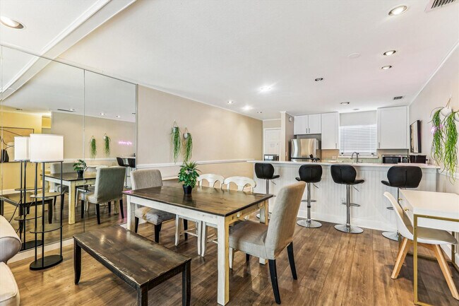 Building Photo - 405 Flagler Blvd