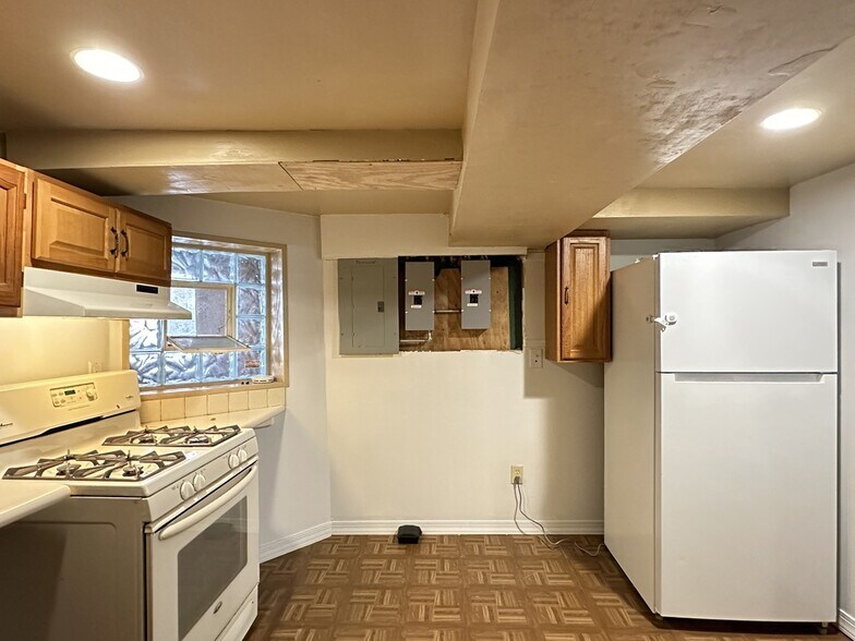 Building Photo - 4948 N Albany Ave