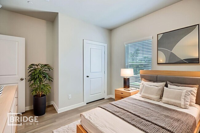 Building Photo - HAMMOND PLAN