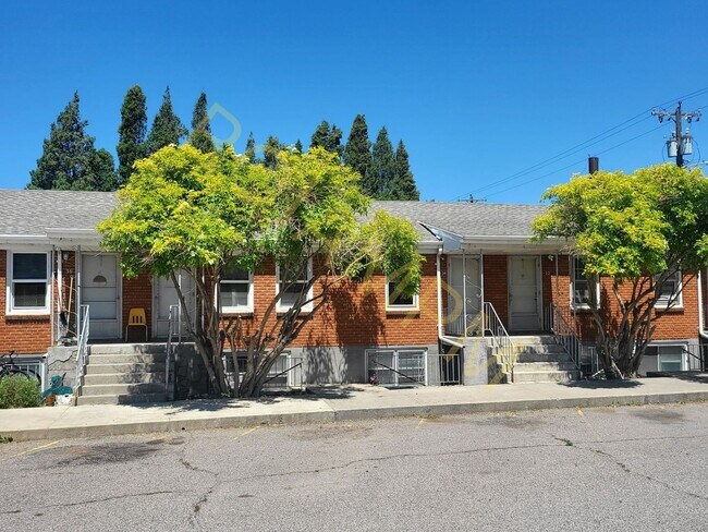 Building Photo - 1160 S 4th Ave