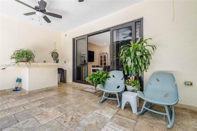 Building Photo - 3141 Day Ave