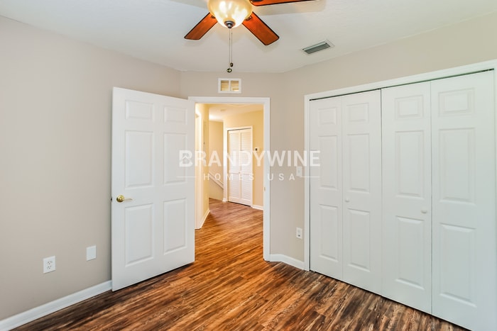 Building Photo - 1571 N Whitney St