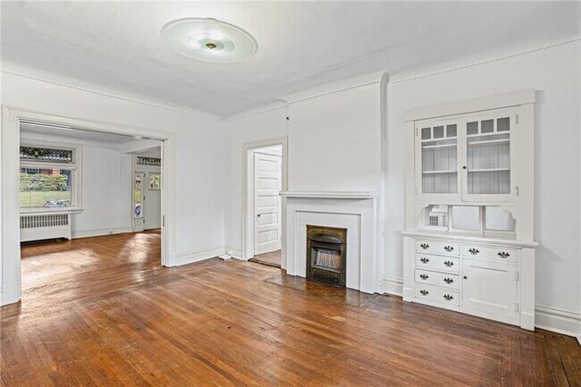 Building Photo - 1315 Denniston St