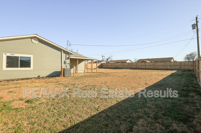 Building Photo - 1314 W Margaret Pl