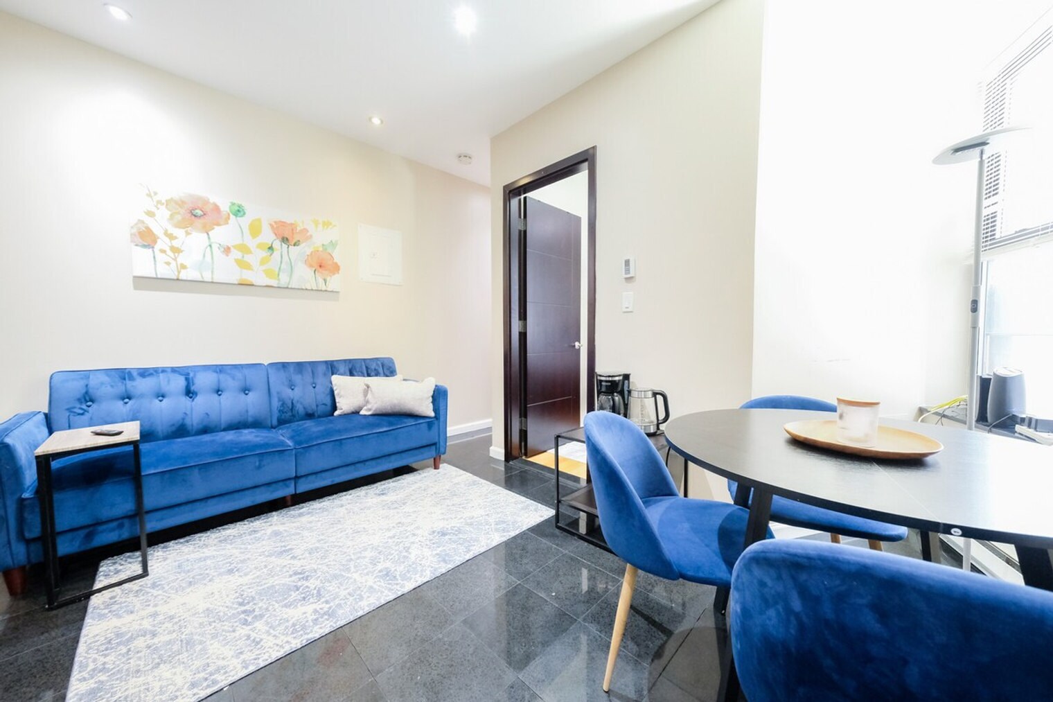 Building Photo - 5 W 101st St