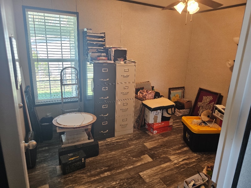 Building Photo - 9722 Scepter Ave