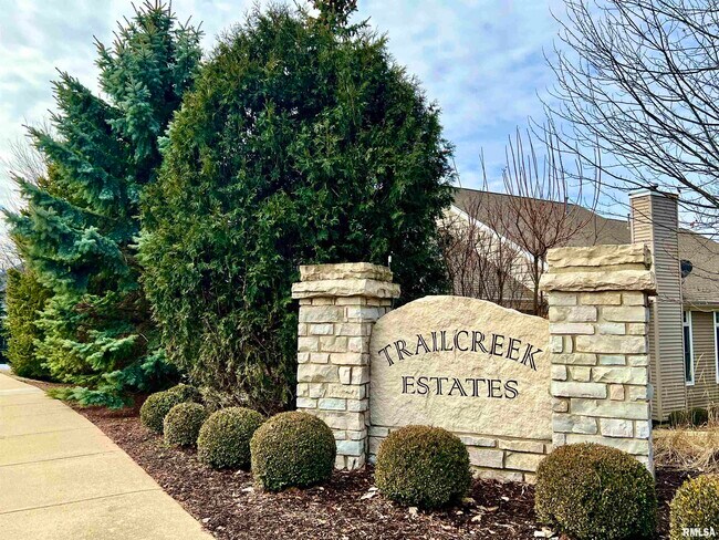 Building Photo - 7615 Walnut Bend Dr