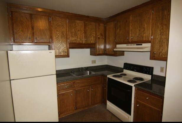 Kitchen - West Wind Apartments