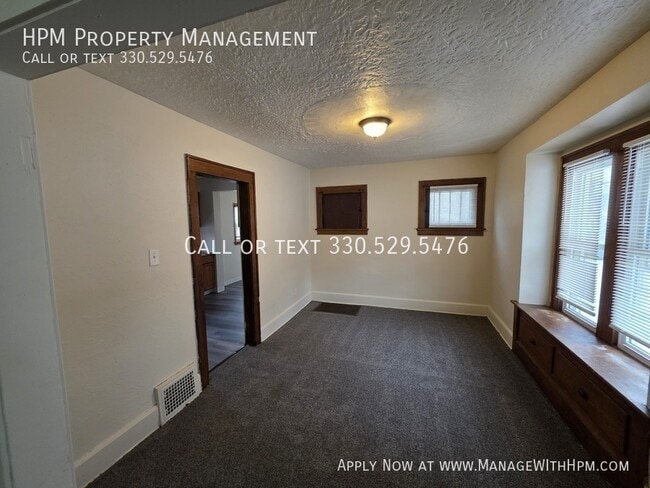 Building Photo - 804 Aberdeen St