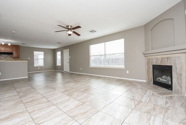 Building Photo - 642 Kiley Dr