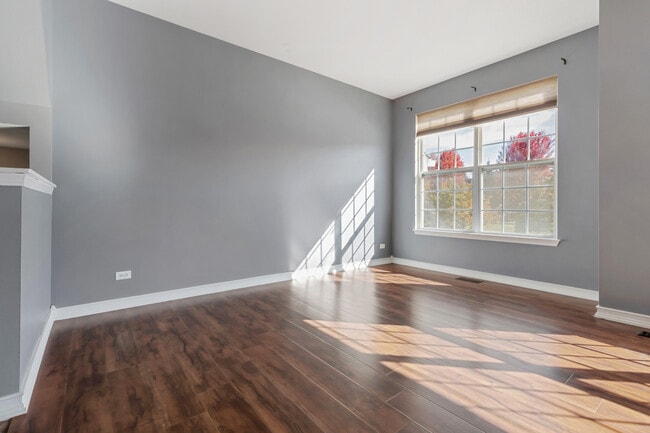 Building Photo - 2260 Hudson Cir