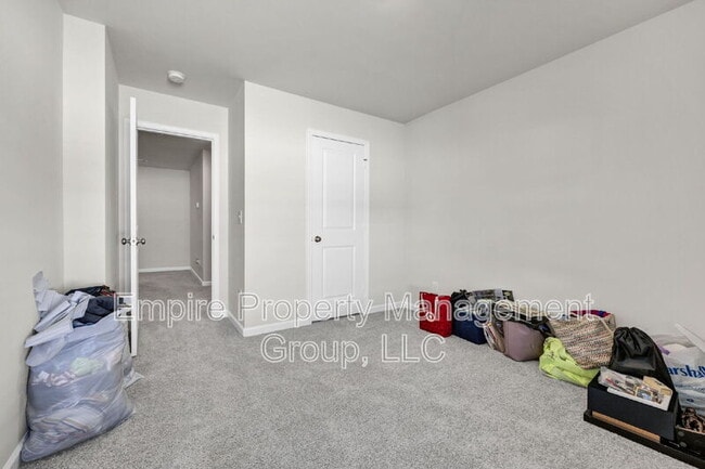 Building Photo - 706 Common Widgeon Wy