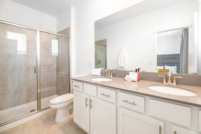 Building Photo - 4246 Paragraph Dr