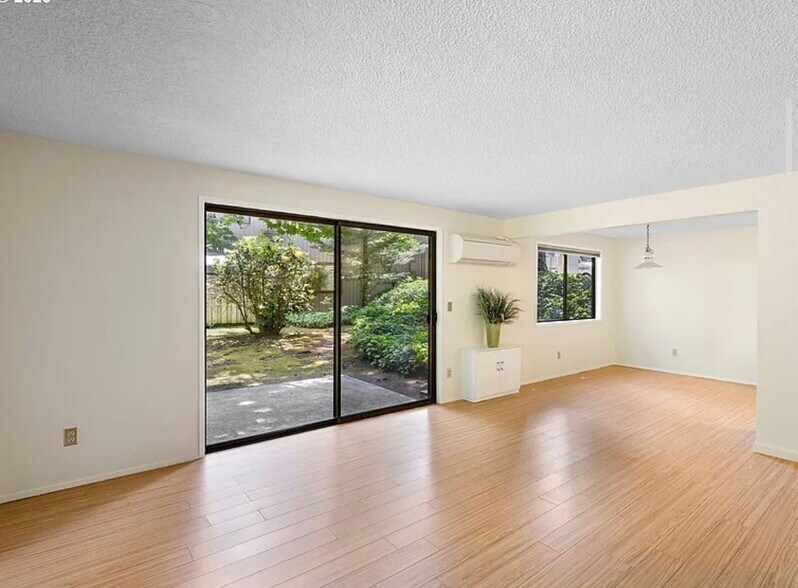 Building Photo - 7116 SW Murray Blvd