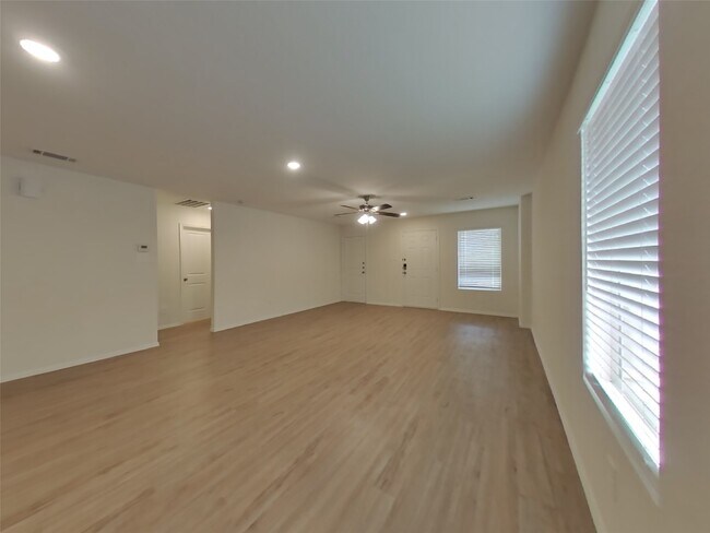 Building Photo - 17122 Quaking Aspen Ln