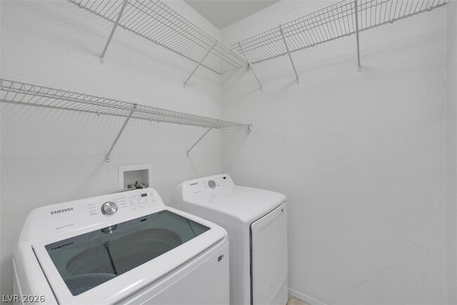 Building Photo - 1824 N Peridot Point St