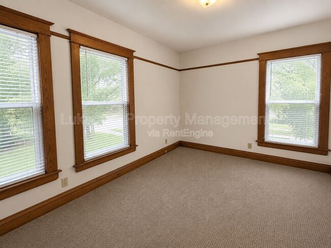 Building Photo - 1104 Washington Ave