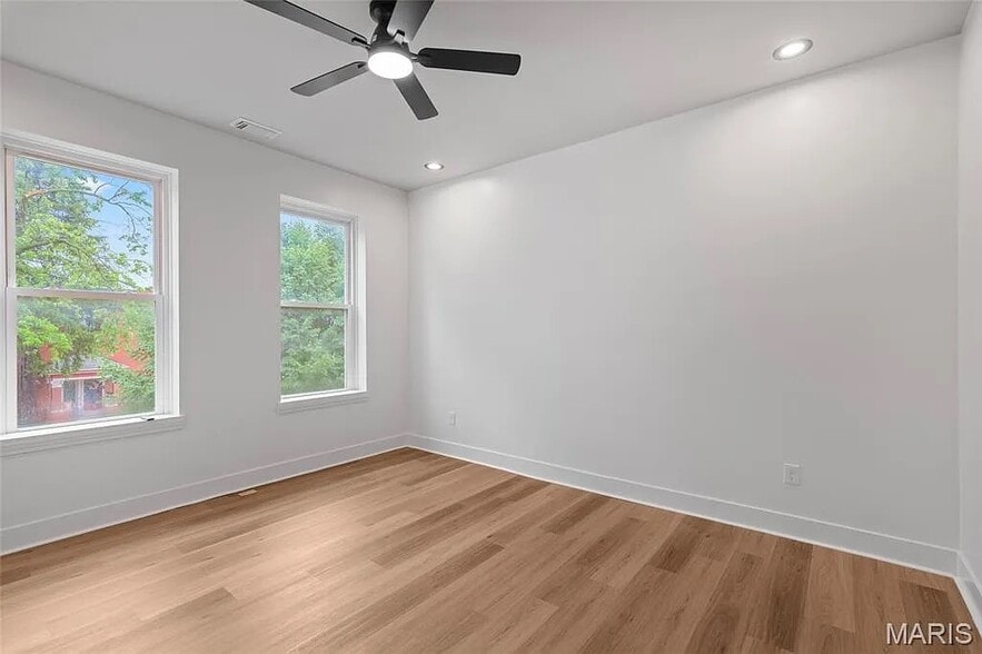 Second Bedroom - 3647 Pennsylvania Ave