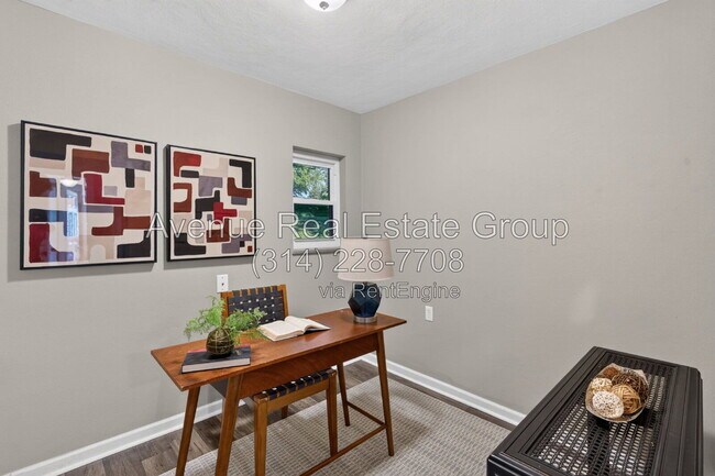 Building Photo - 6 The Knolls Ln