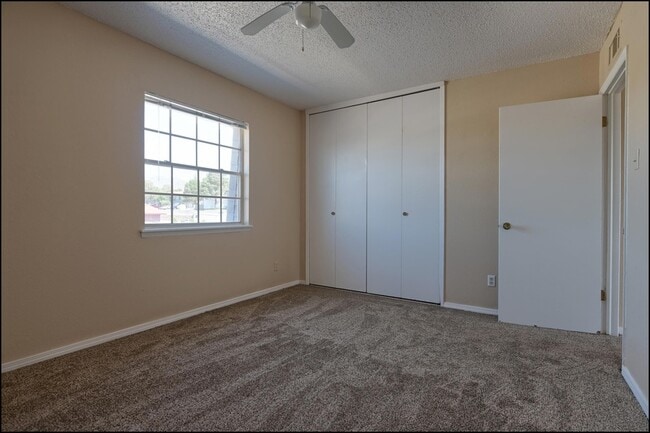 Building Photo - 6951 Alto Rey Ave
