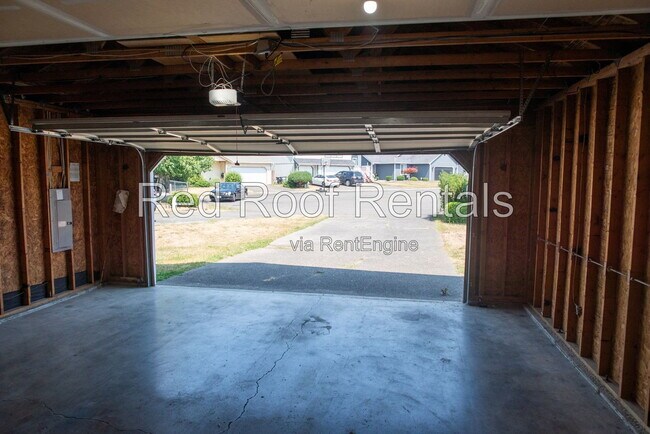 Building Photo - 1106 187th St Ct E