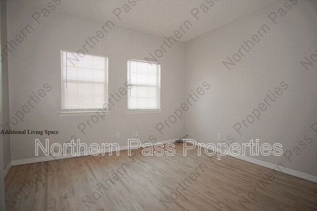 Building Photo - 1532 Century Plant Dr