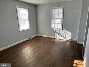 Building Photo - 303 3rd Ave SE