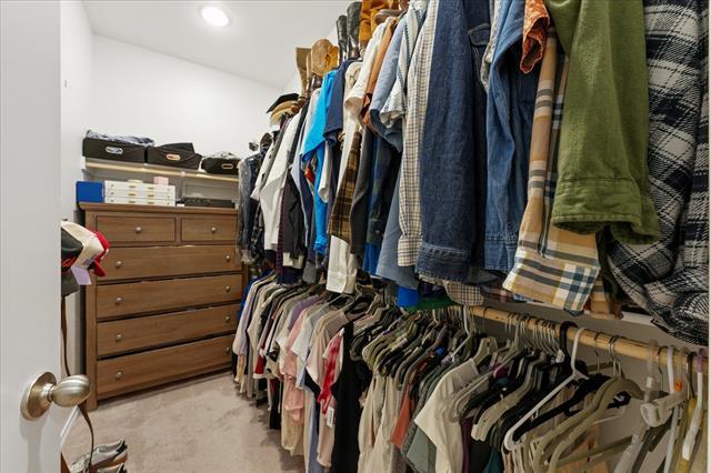 Building Photo - 585 Concho St