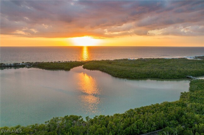 Building Photo - 5550 Heron Point Dr