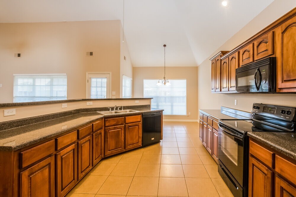 Building Photo - 11660 Dempsey Dr