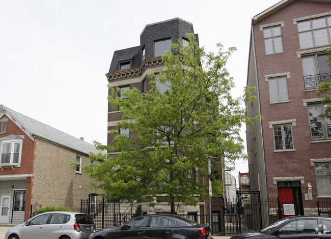 Building Photo - 1231 N Greenview Ave