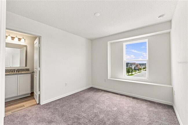 Building Photo - 9588 Westside Hls Dr