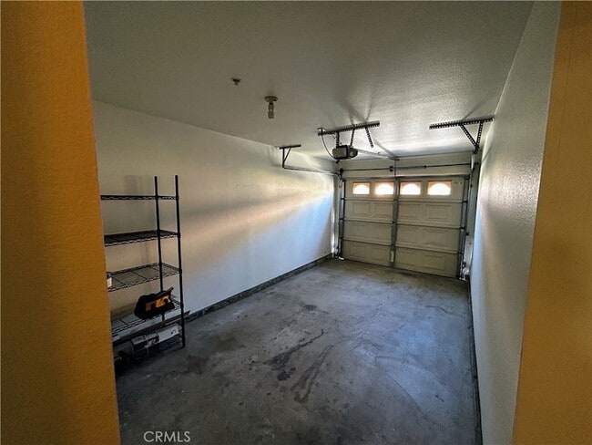 Building Photo - 24909 Madison Ave