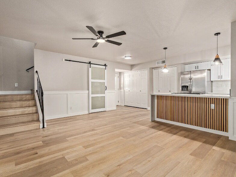 Building Photo - 10015 N 14th St