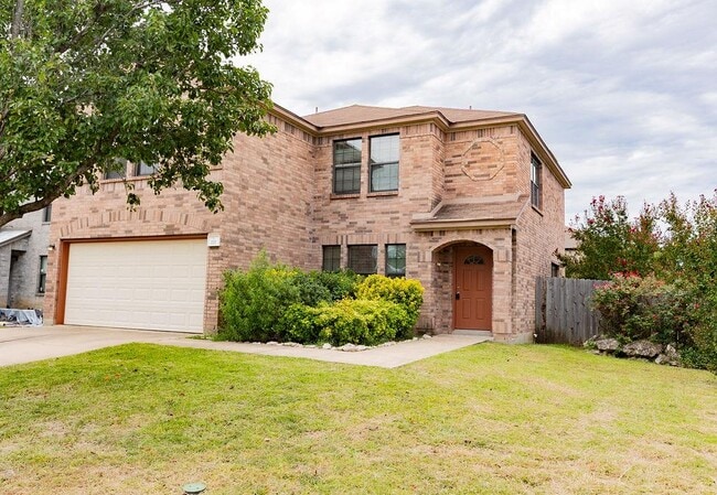 Primary Photo - 211 Rim Rock Dr