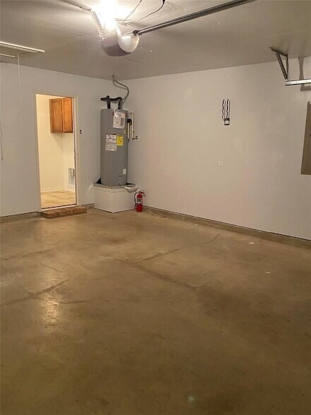 Building Photo - 3605 Chapel Hill Lane