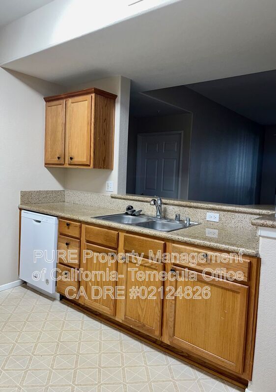 Building Photo - 24909 Madison Ave