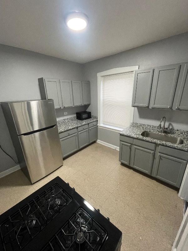 Building Photo - 7666 S South Shore Dr