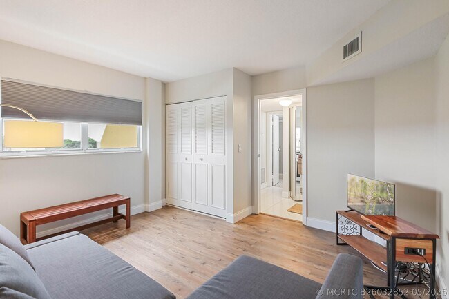 Building Photo - 3661 Via Poinciana