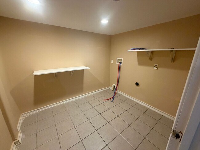 Building Photo - 24590 True Dr