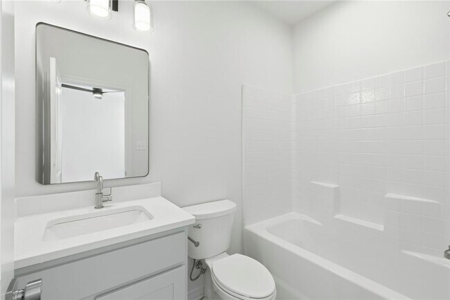 Building Photo - 307B Sterling St