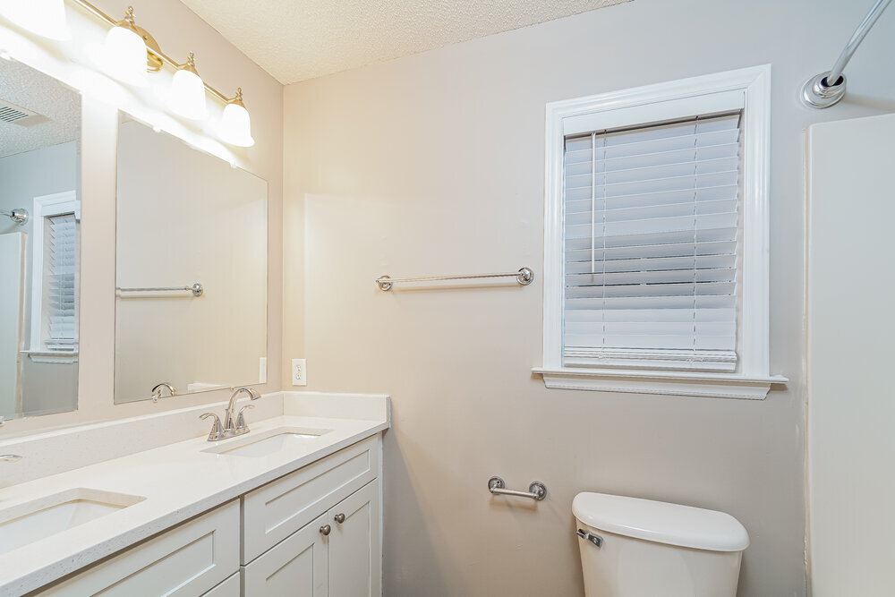 Building Photo - 525 Hidden Cellars Dr
