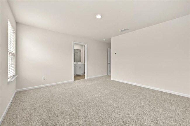 Building Photo - 3635 Shore Wood Ave